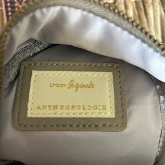 Anthropologie Urban Originals Slingbag. - Picture 4 of 9
